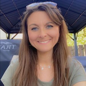 Meet your Posher, Erin